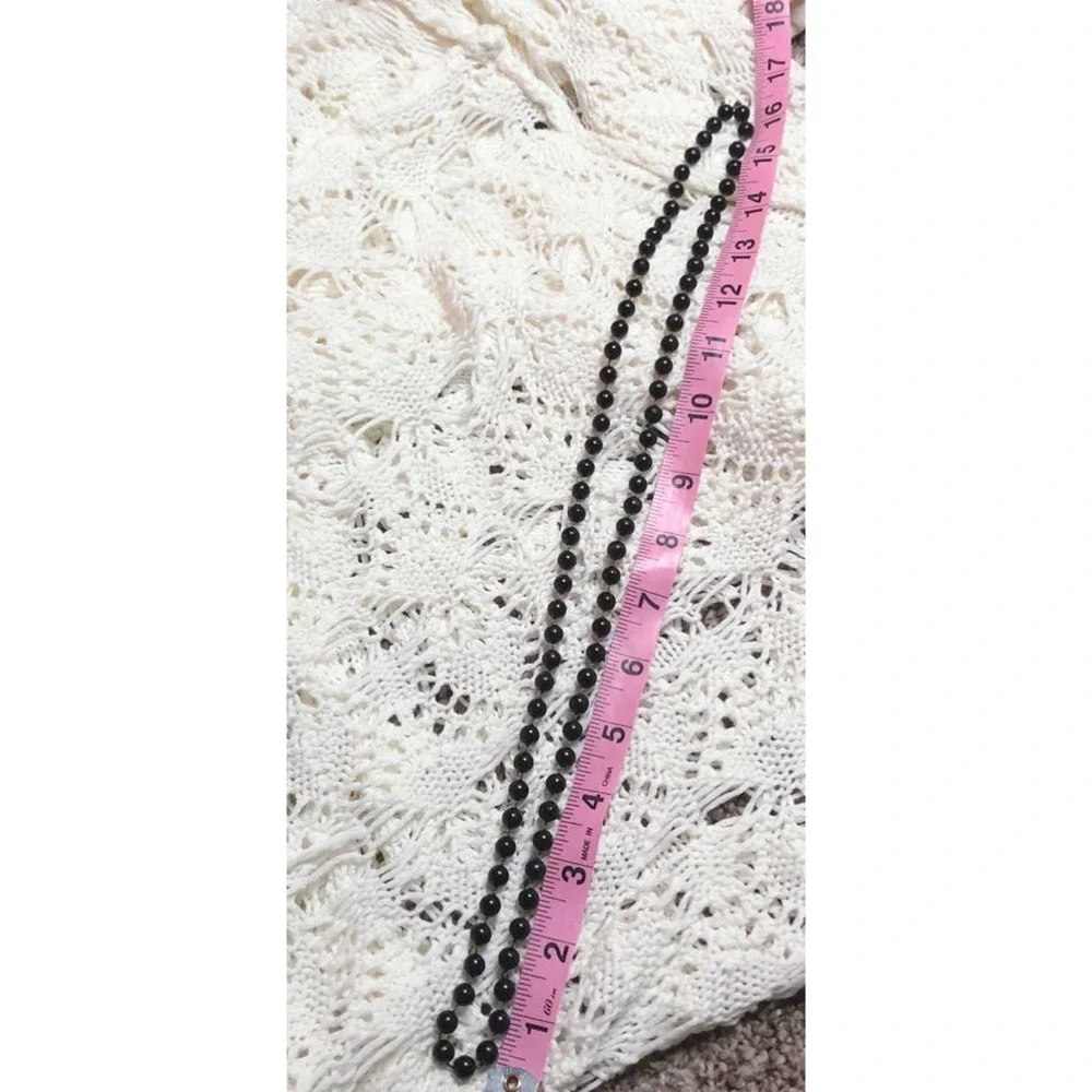 Vintage Costume Jewelry Black Beaded Plastic Long Necklace - Picture 6 of 6